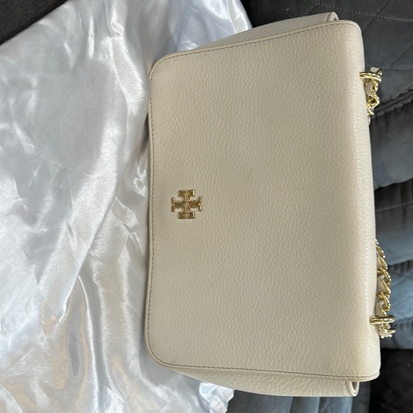 Tory Burch Handbags - Tory burch crossbody